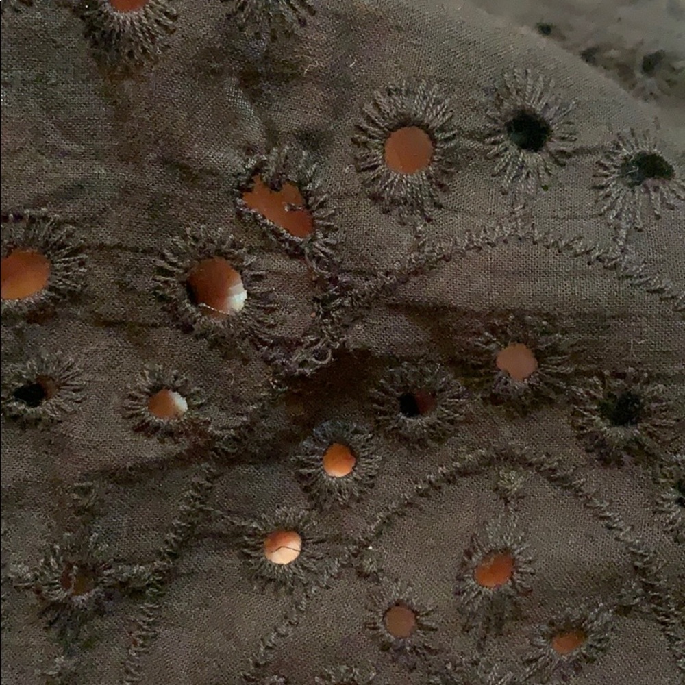 SOLD Vici eyelet bell-sleeve cold shoulder dress - Picture 6 of 7